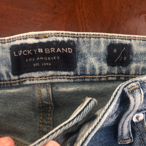 Lucky Brand The Bermuda Jean shorts size 8 - Picture 3 of 9